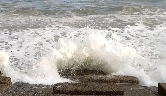 rain forecast in some districts of bengal today gnr