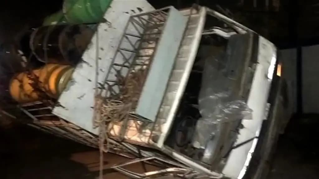 3-injured-by-road-accident-at-maheshtala-izmj