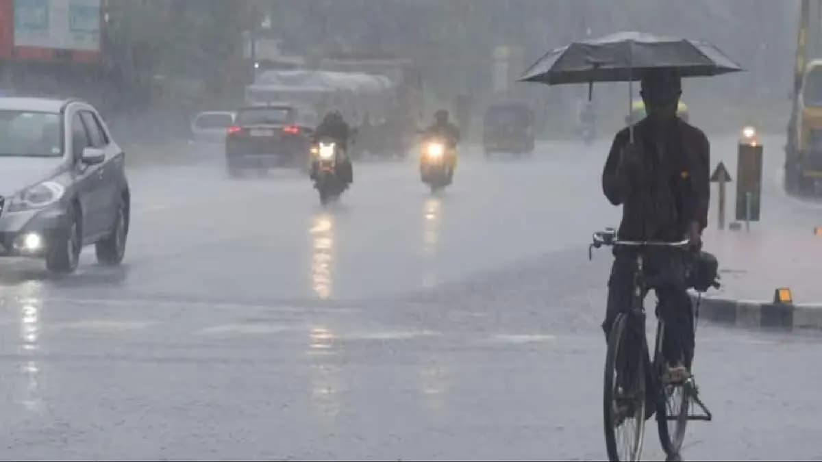 IMD Weather Update Heavy to Very Heavy Rain in West Bengal due to Low Pressure Area in Bay of Bengal
