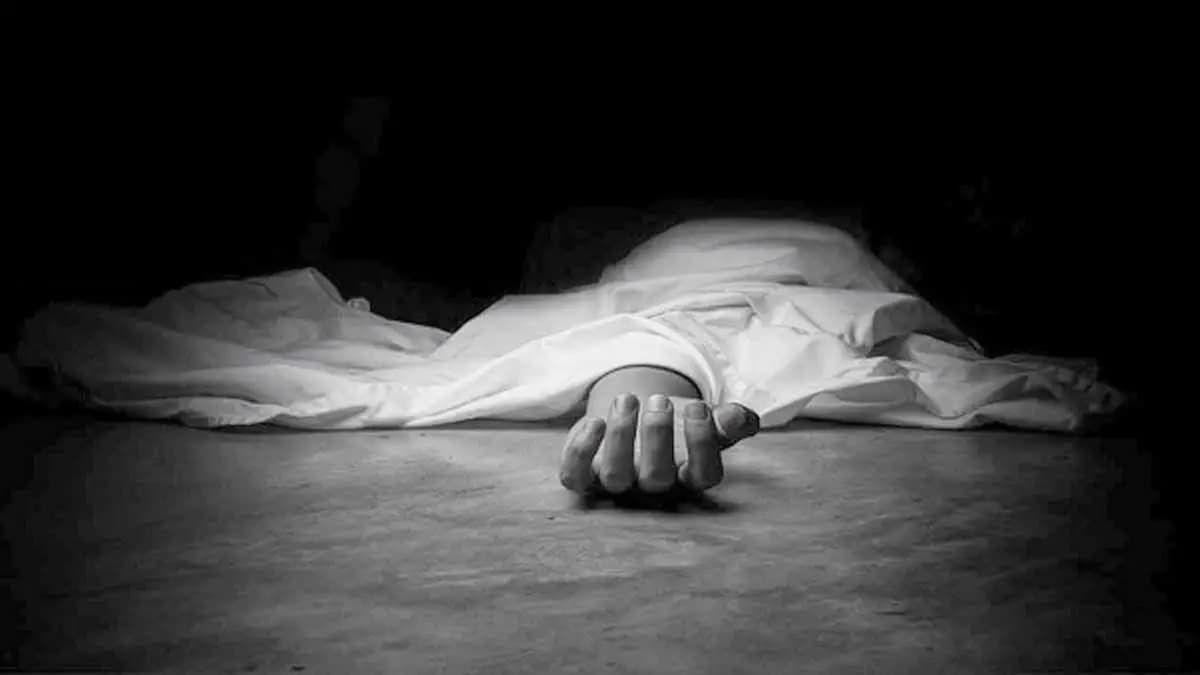 accident in howrah, traffic guard dies gnr