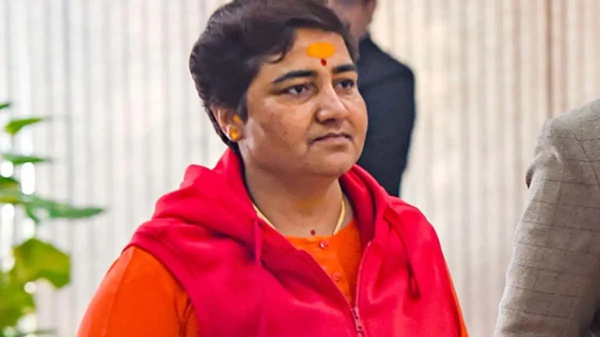 Break daughters legs if she visits non-hindus house says former BJP MP Pragya  Singh Thakur