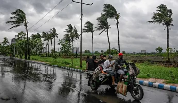 Bihar UP on alert many roads shut in Himachal as rain fury continues