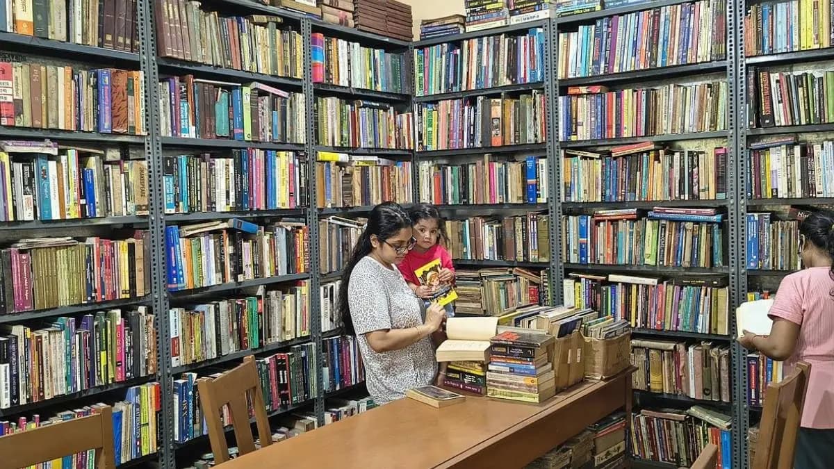 Kolkatas oldest book shop open free library