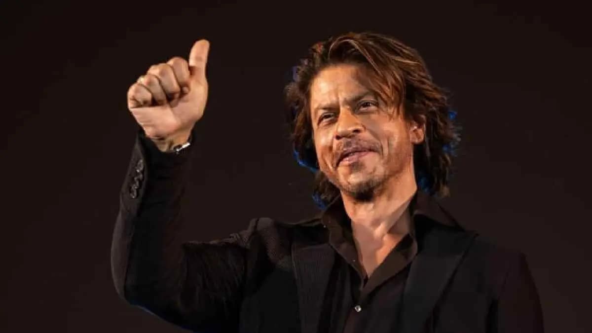 Shah Rukh Khan becomes Billionaire and he is now the richest bollywood celebrity 