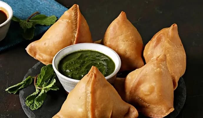 What is Samosa called in English gnr