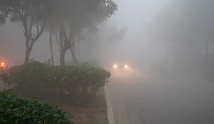 Kolkata residents shiver in cold weather, rainfall expected from tomorrow