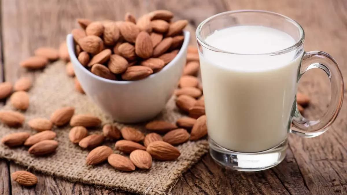 Health Benefits of Almond Milk