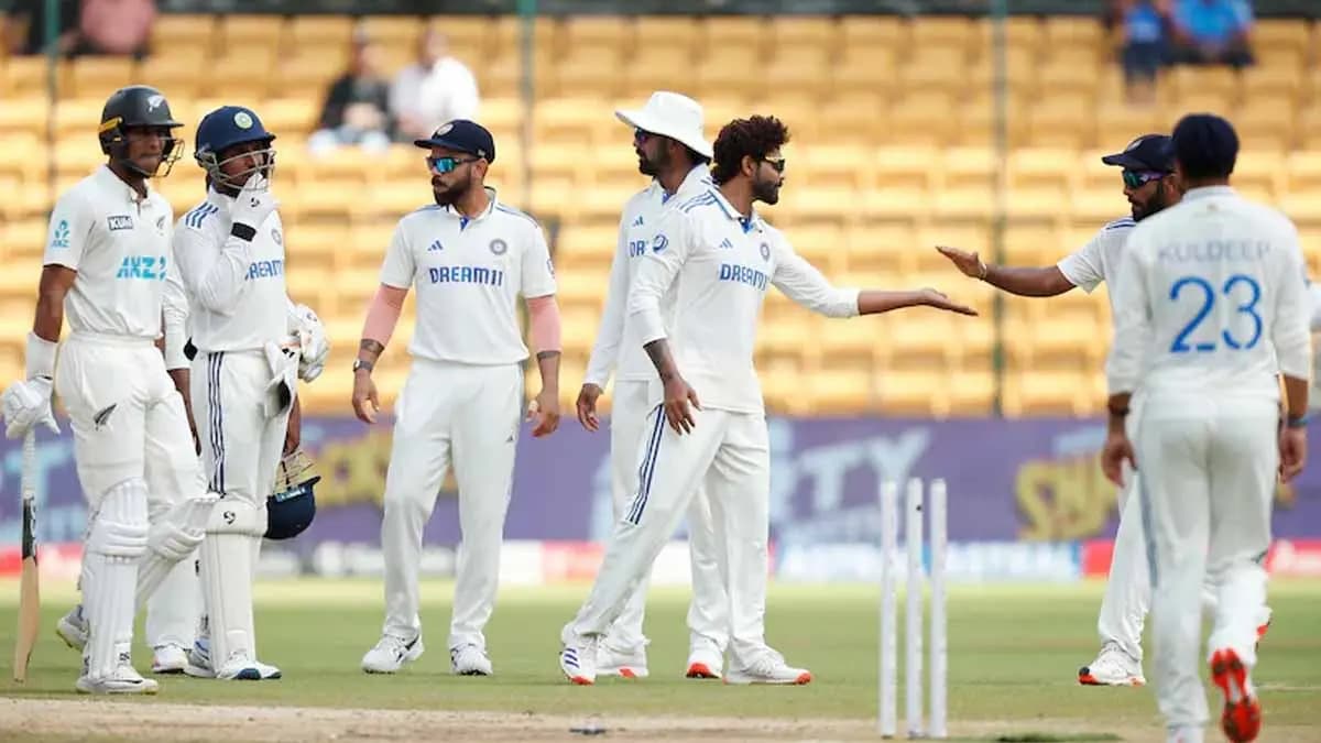 Rohit Sharma Stunned As Centurion Rachin Ravindra, Tim Southee Turn On Beast Mode spt