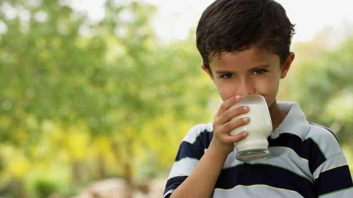 Why drinking raw milk can be dangerous for your health gnr