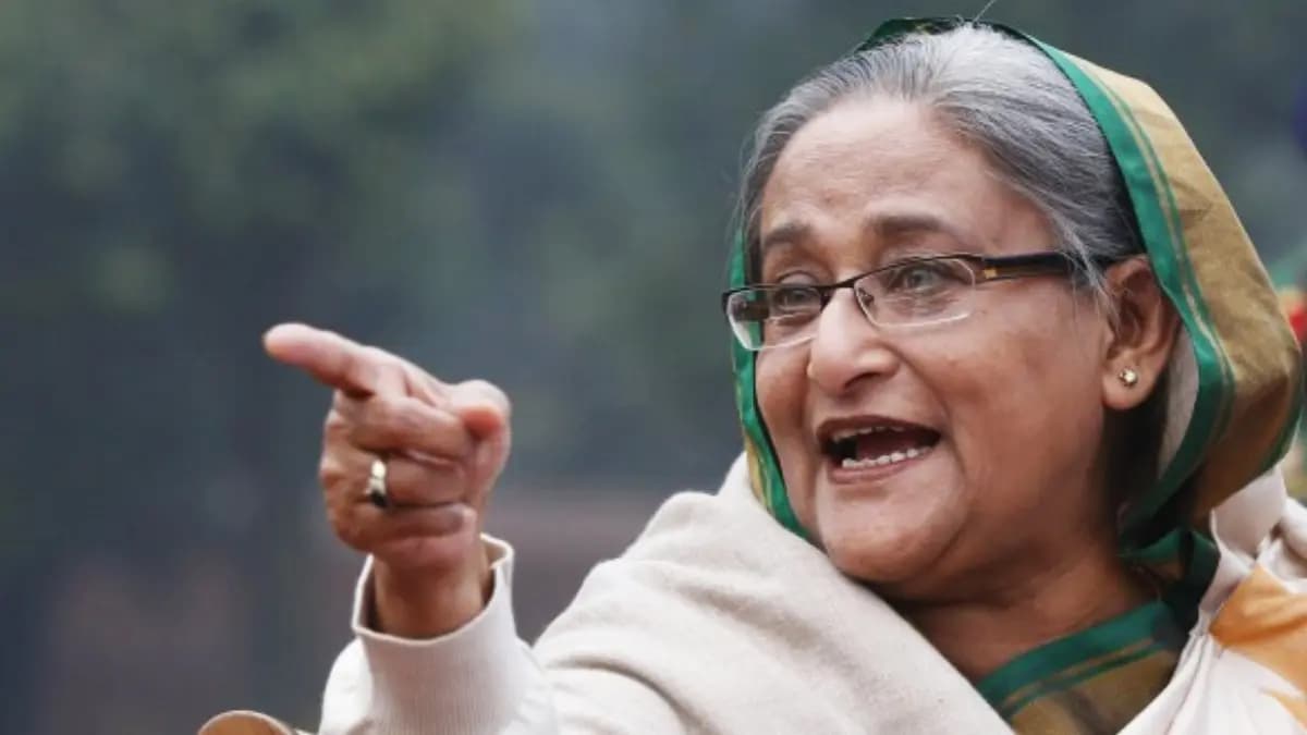 I am Coming Sheikh Hasina said To Supporters
