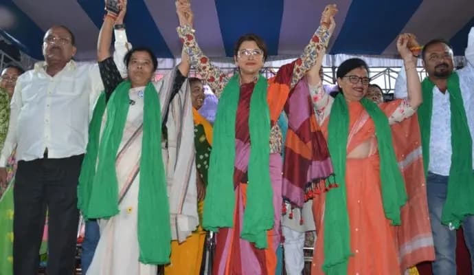 Chandrima Bhattacharya at Tribeni