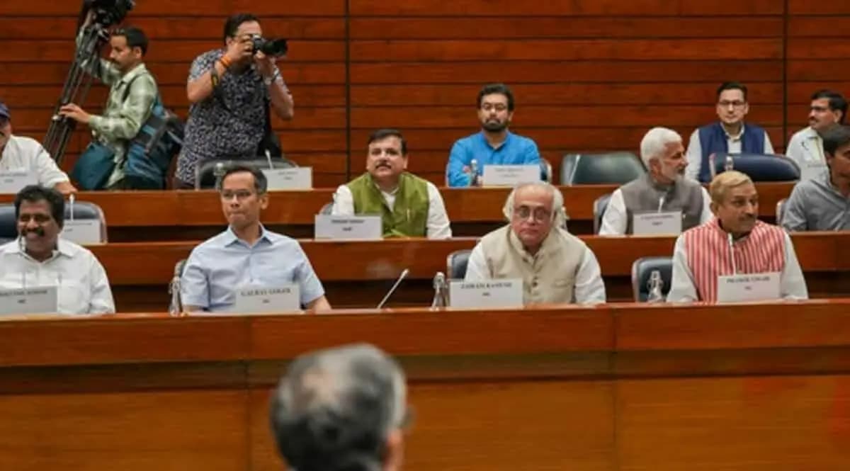 Opposition Raises Kanwar Yatra Row At All-Party Meet gnr