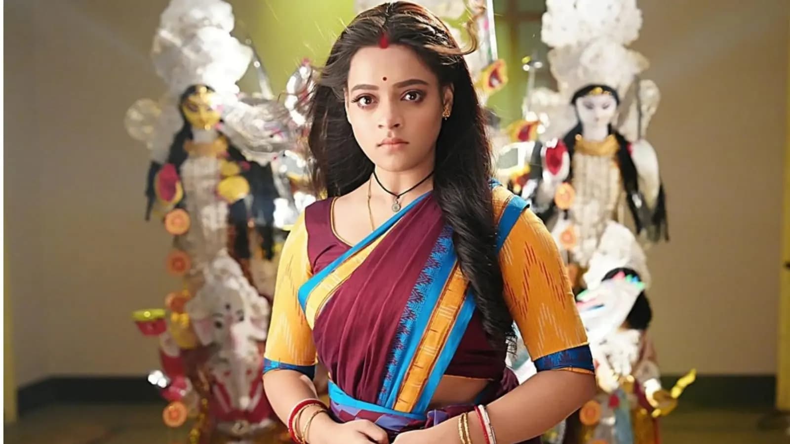 actress sapurna mondal talked about her expirence of the character of neela on the serial of sun bangla called basu paribar ent