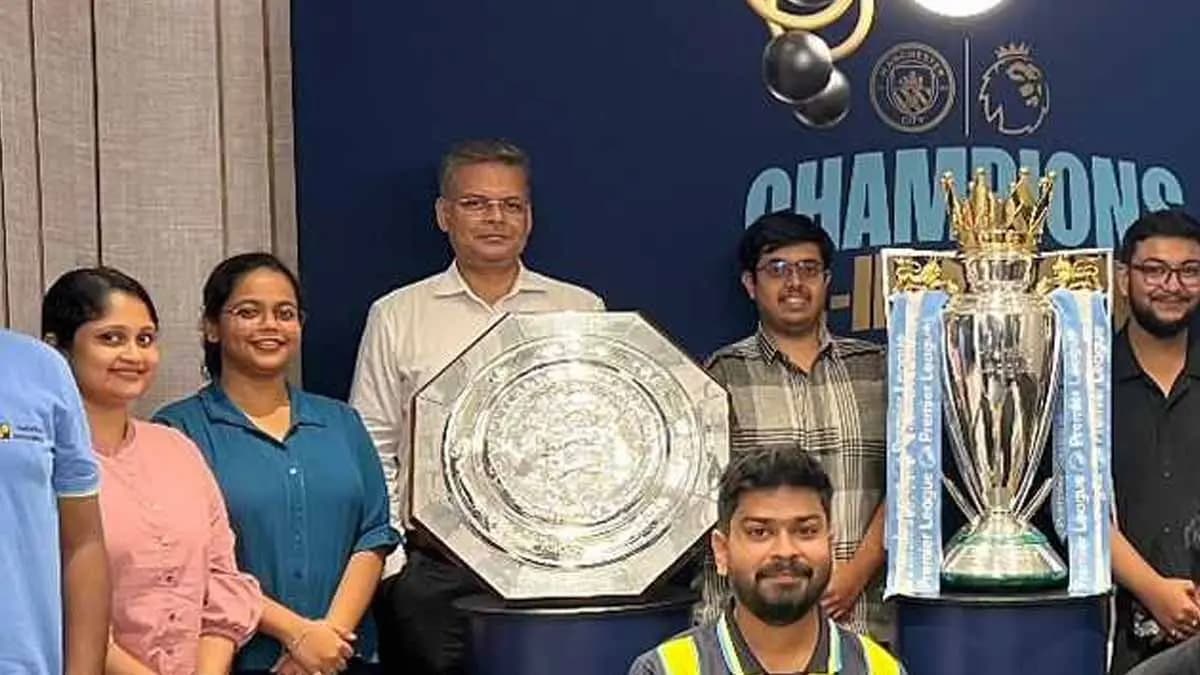 manchester city football club tied up with techno india university spt