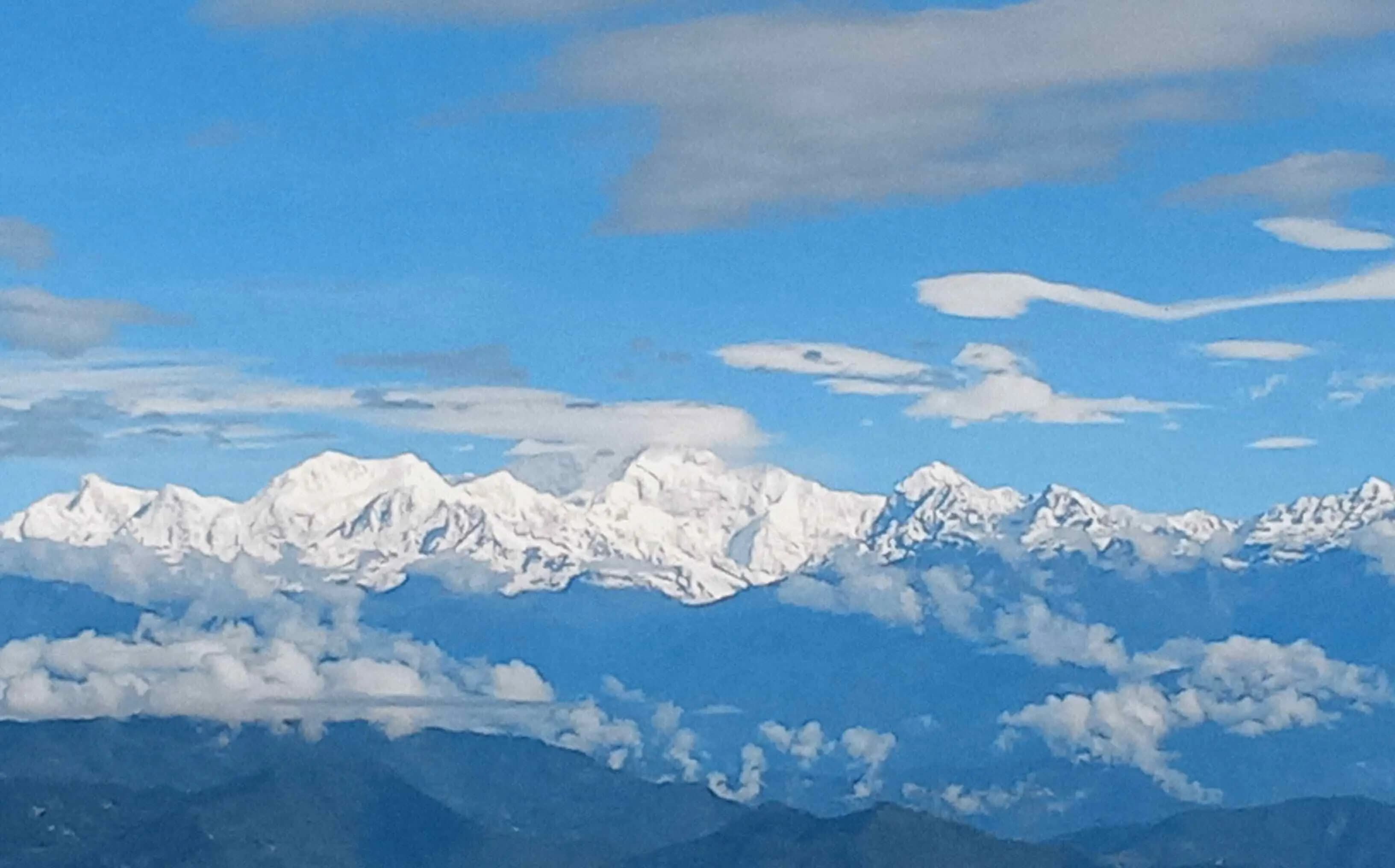 After the disaster in North Bengal Kanchenjunga was visited by tourists