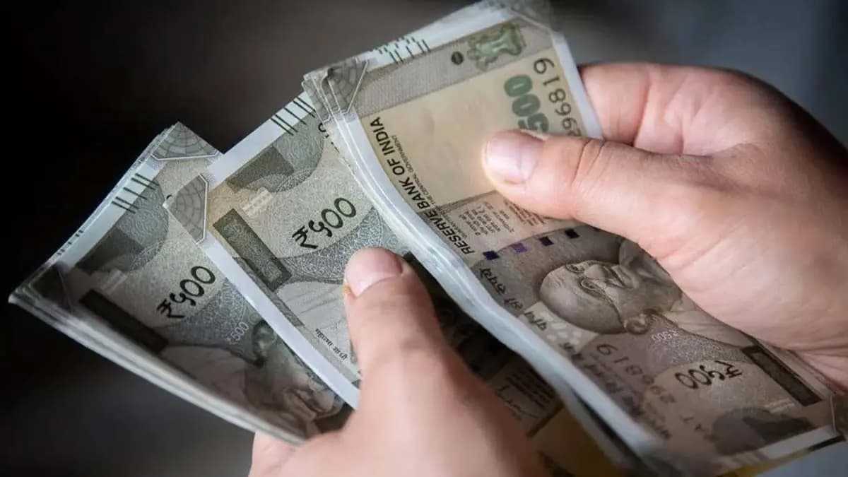 Deposit one lakh in SBI Fixed Deposit and earn rupees 22419 interest know the details