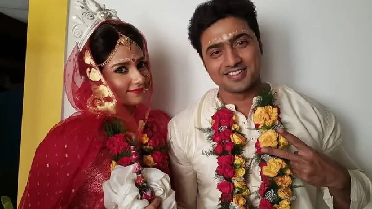 Dhumketu advance ticket booking rate rises before release