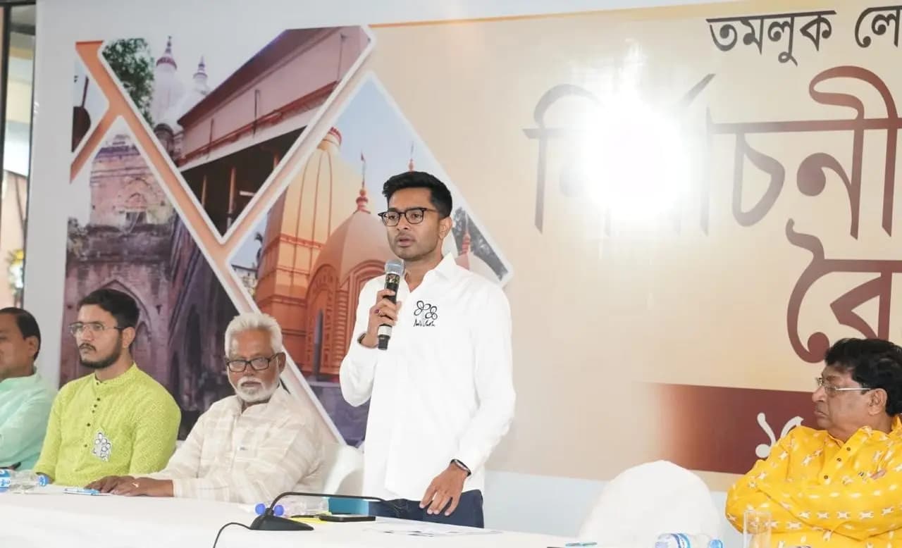 Abhishek warned about taking legal action on helicopter investigation case