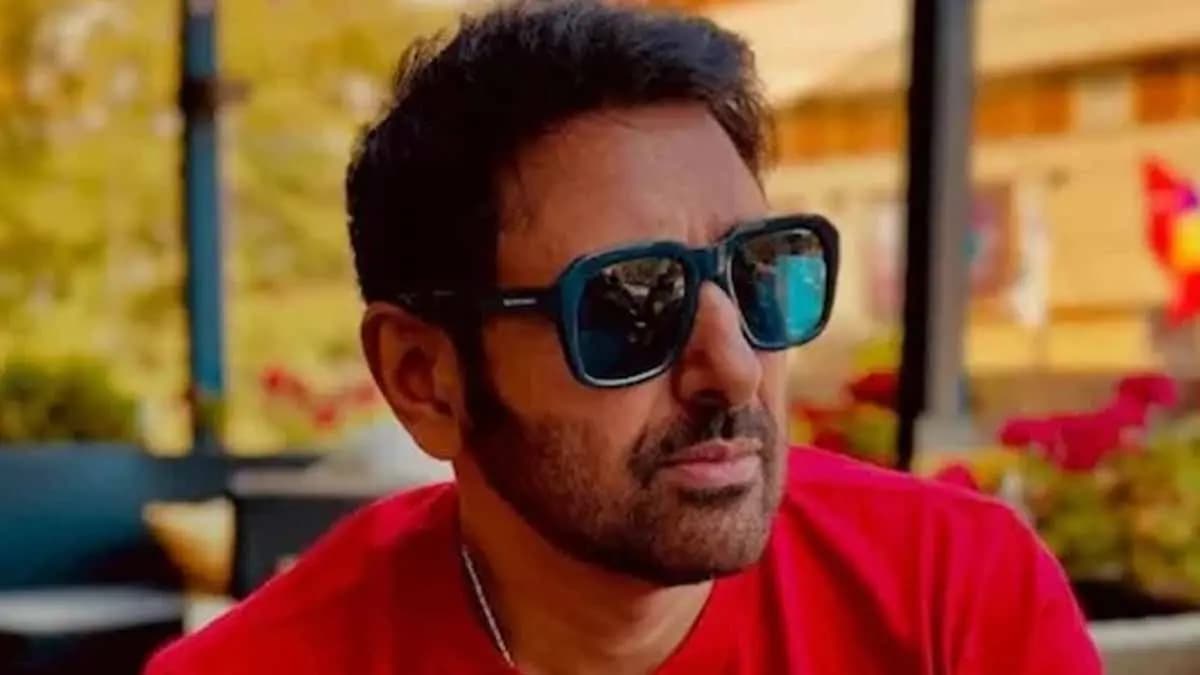 My Name Is Khan actor Parvin Dabas admitted in ICU after road accident in Bandra ENT