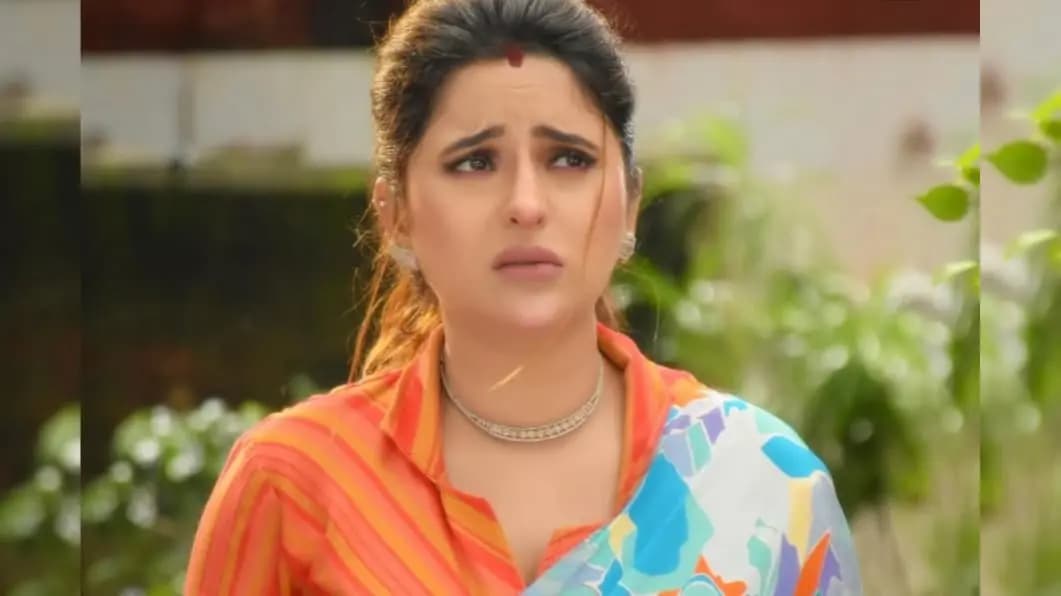 tollywood actress madhurima chakraborty got scammed in delhi ent