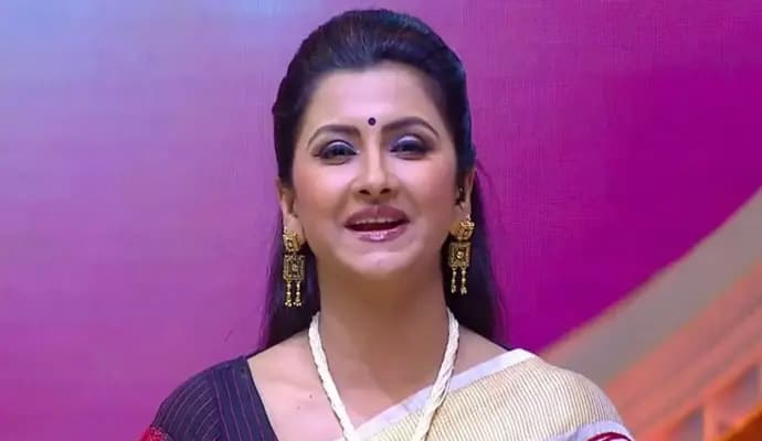 Rachana Banerjee Opend Up About Her Series Acting And Her Son