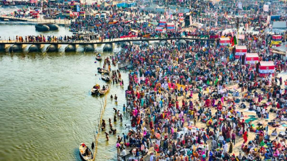 Maha Kumbh Mela 2025 Couple's Mumbai To Maha Kumbh Journey by bike  Goes Viral
