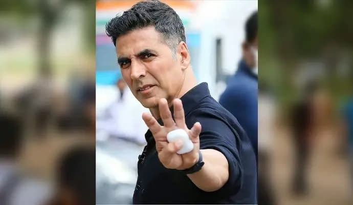 Bollywood actor Akshay Kumar delivers consecutive 9 flop film with Sarfira Ent