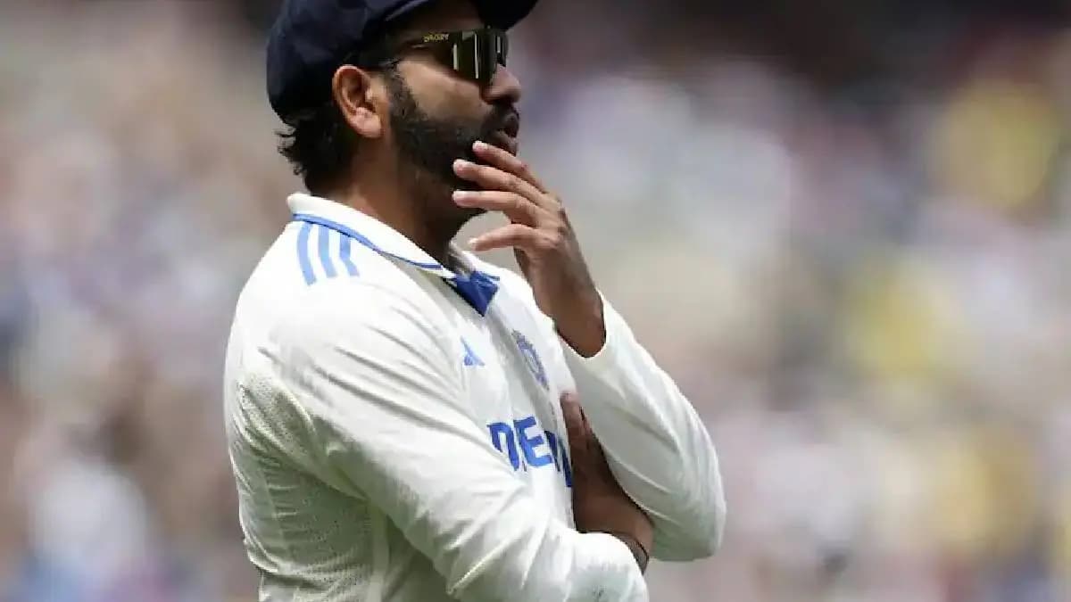 Ravi Shastri, Sunil Gavaskar Rip Into Rohit Sharma's Captaincy spt
