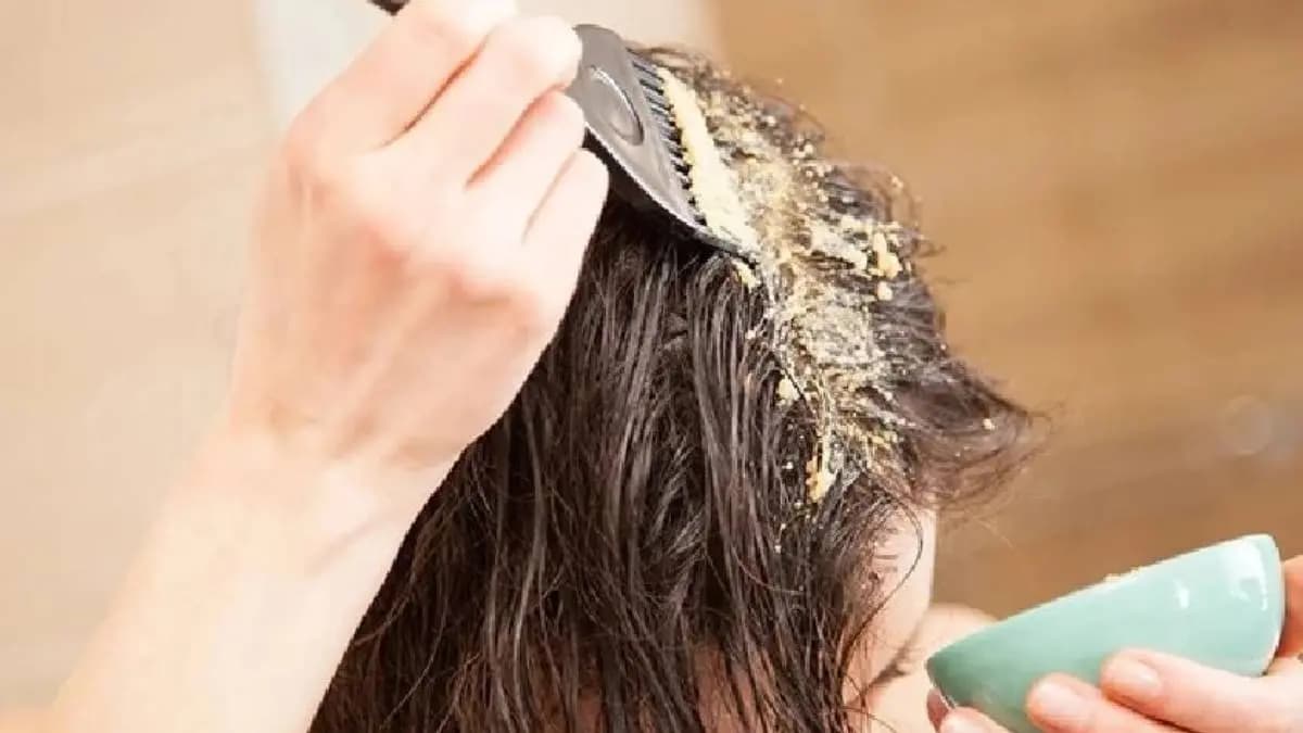 These effective hair mask help to reduce hair fall