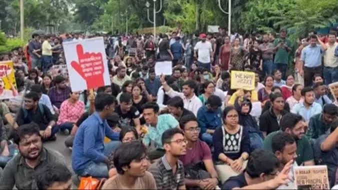 junior doctors meeting with cm at kalighat gnr