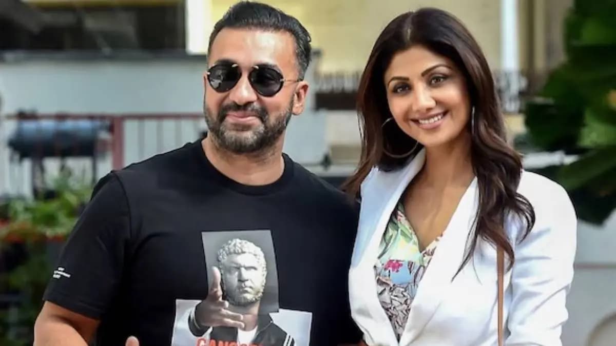 ED raids premises and office of Actress Shilpa Shetty s husband Raj Kundra in Mumbai 