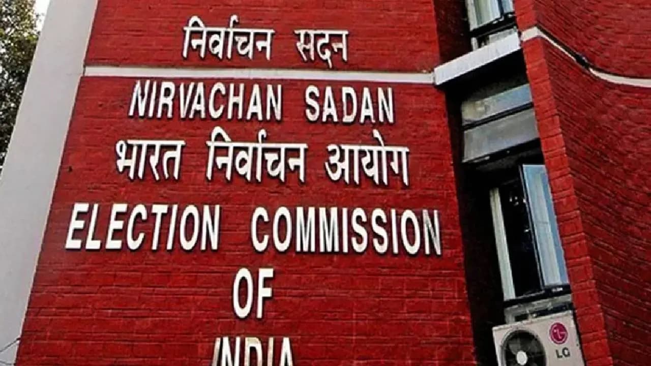 Election commission suspends hingalganj oc sandip sarkar