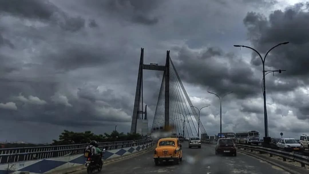 Latest IMD Weather Update light to moderate rainfall in West Bengal gnr