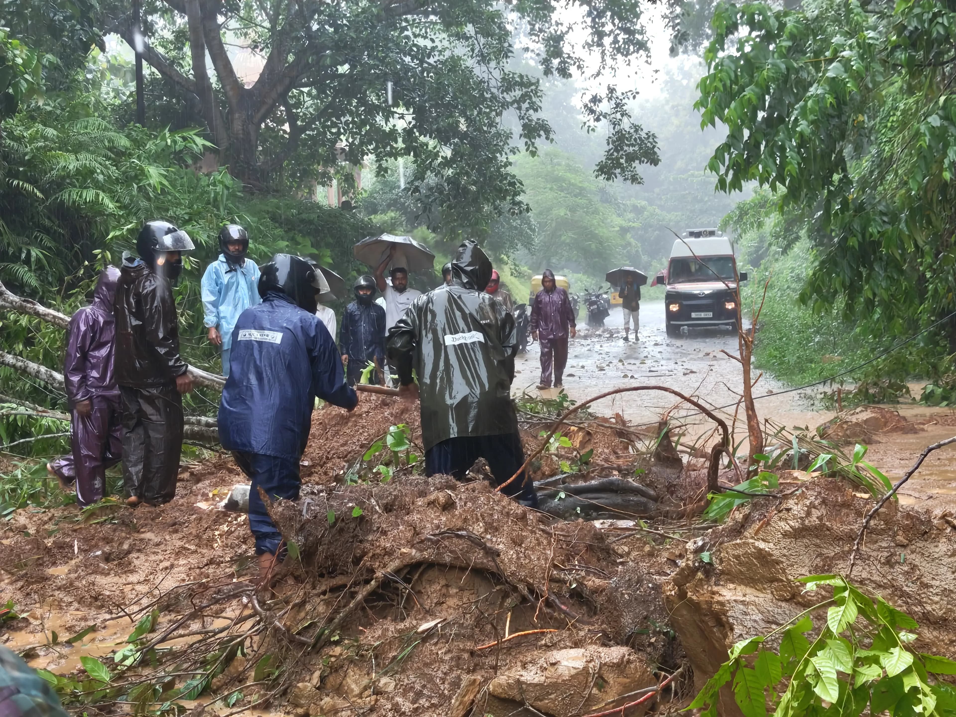 Tripura cm manik saha reached on stage situation after heavy rainfall
