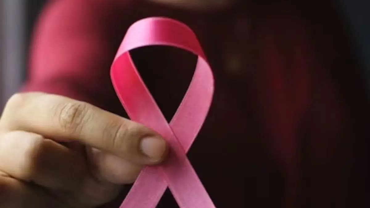 Can Hair Colouring Increase Breast Cancer Risk Know What Experts Say