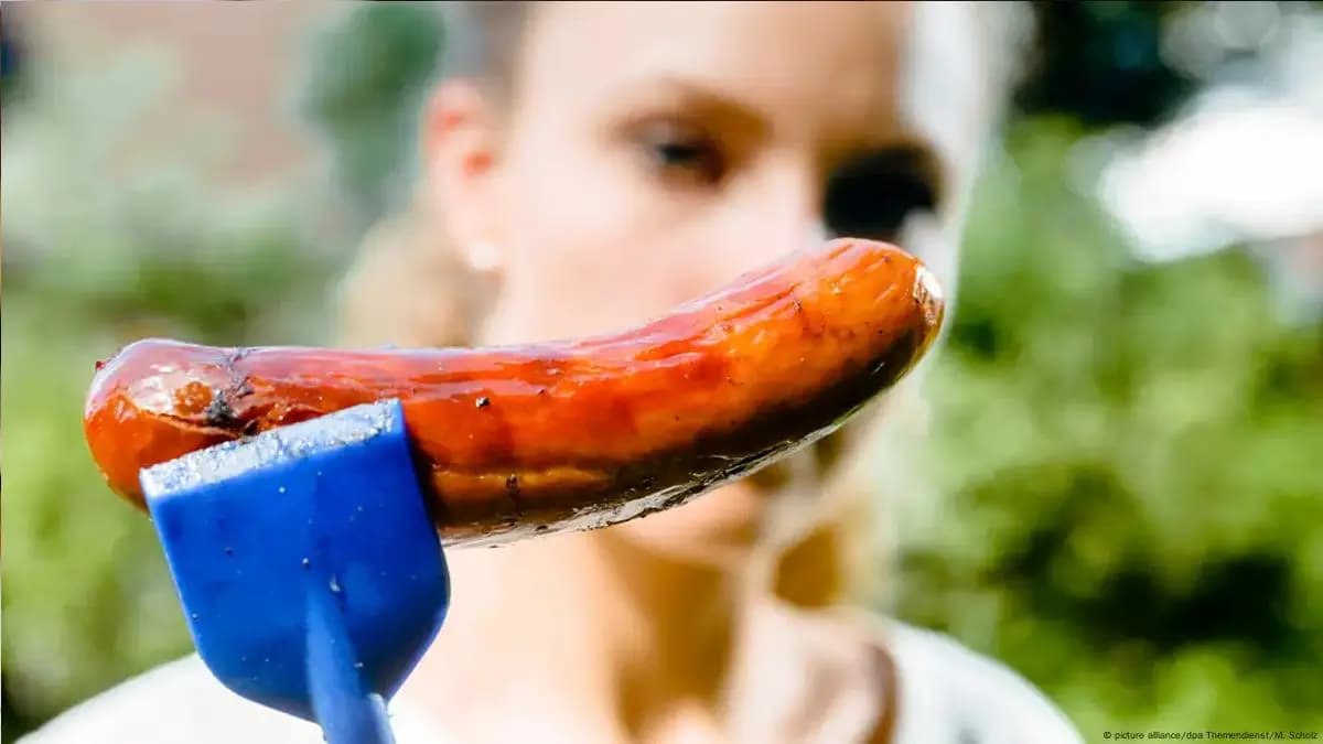 Man eats lover s private parts to eat instead of Physical Intimacy