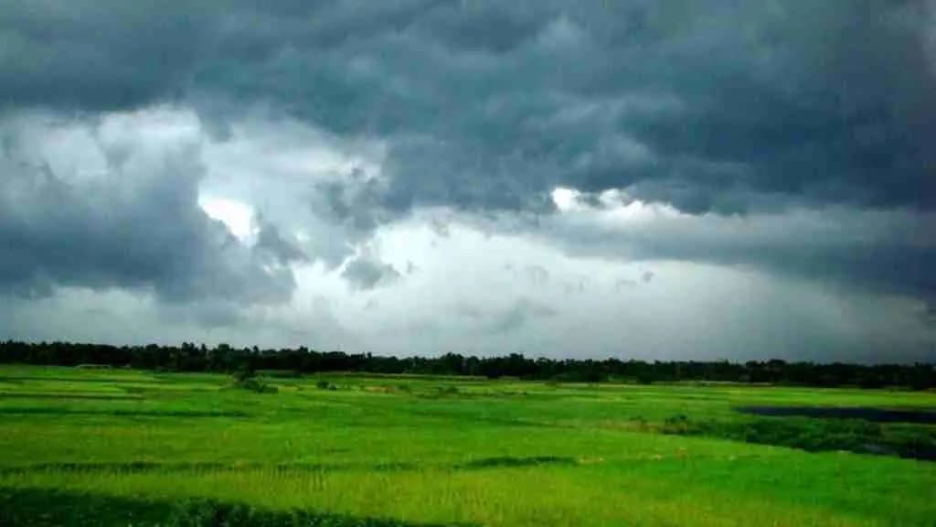 IMD Weather Forecast Monsoon Hits West Bengal Very Heavy Rainfall Red Alert in Six Districts in West Bengal