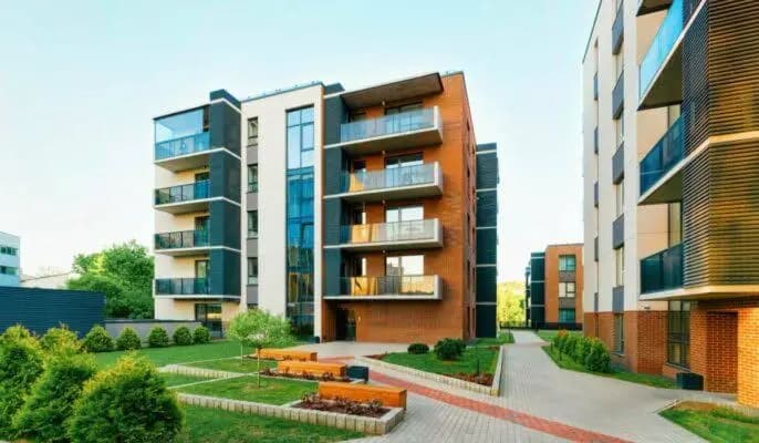 Indian billionaire recalls how he purchased his first flat_gnr