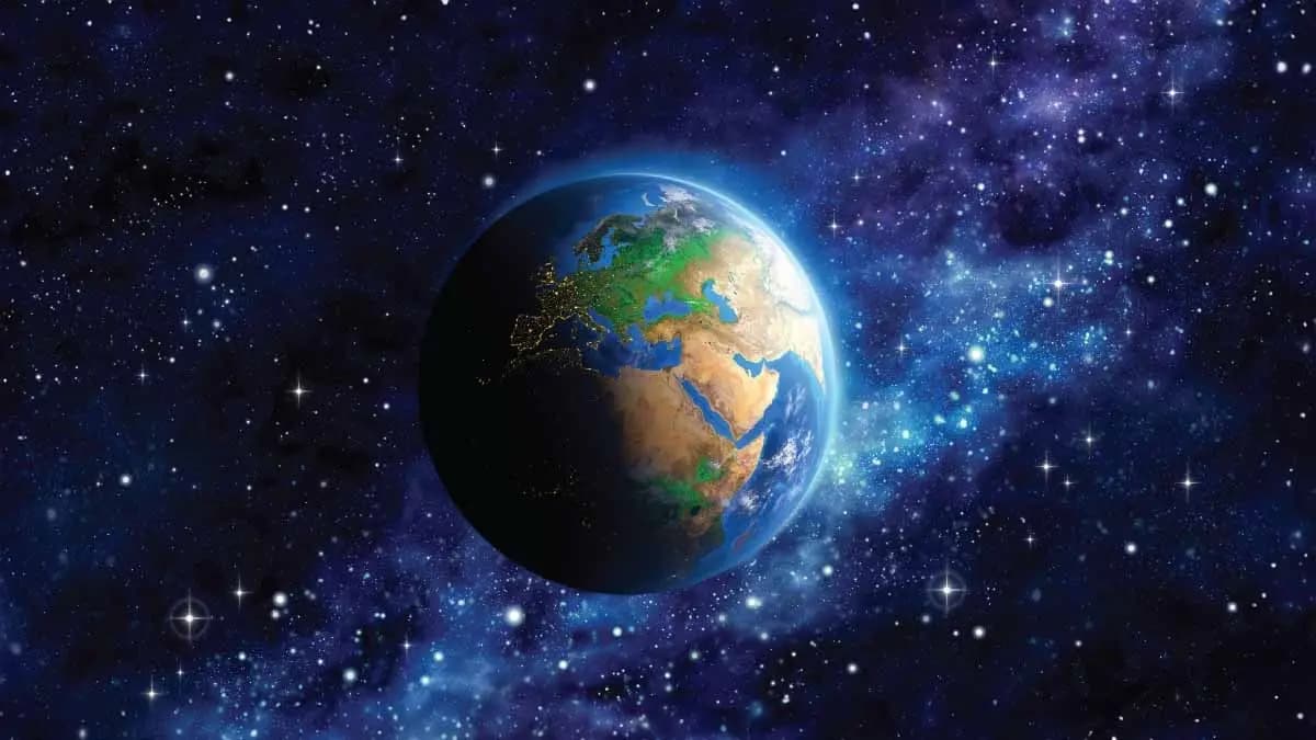 Spraying diamond dust to cool Earth gnr