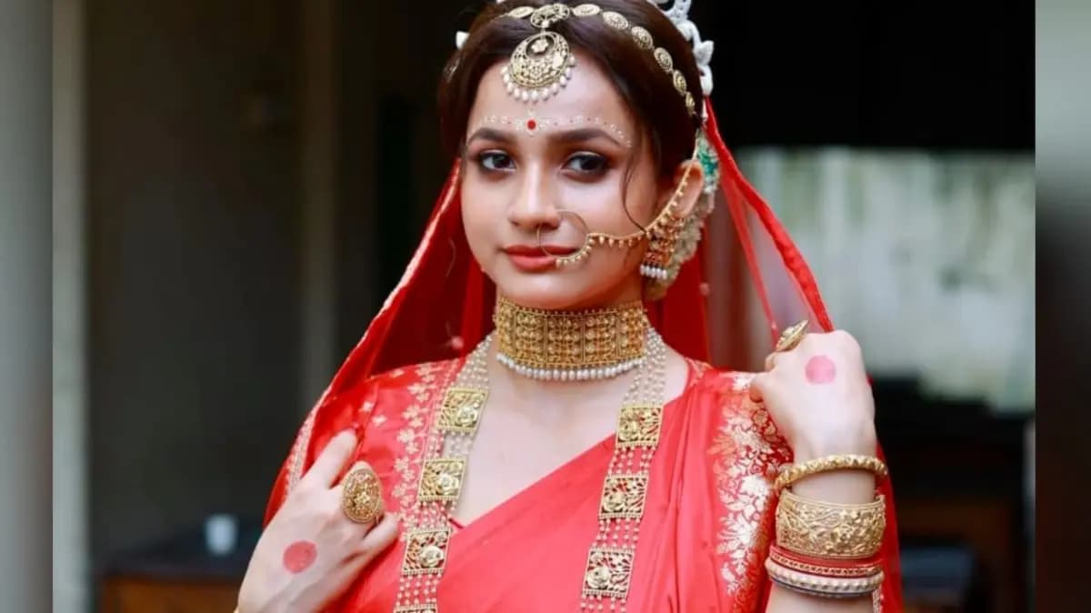 Tollywood actress Nandini Dutta spoke about her upcoming bengali serial Kone Dekha Alo 