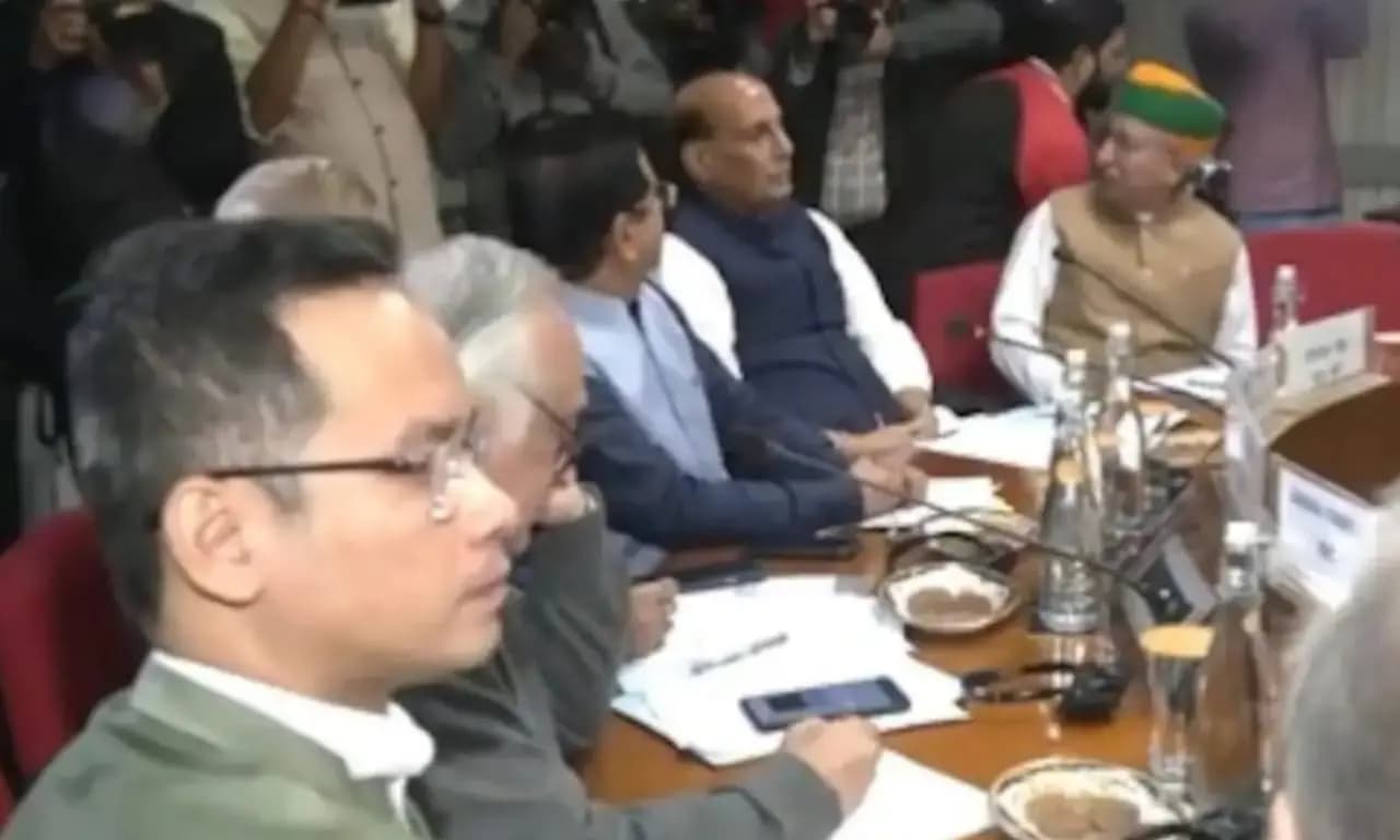 GOVERNMENT CONVENES ALL PARTY MEETING