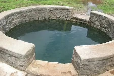 Why are wells round in shape_gnr