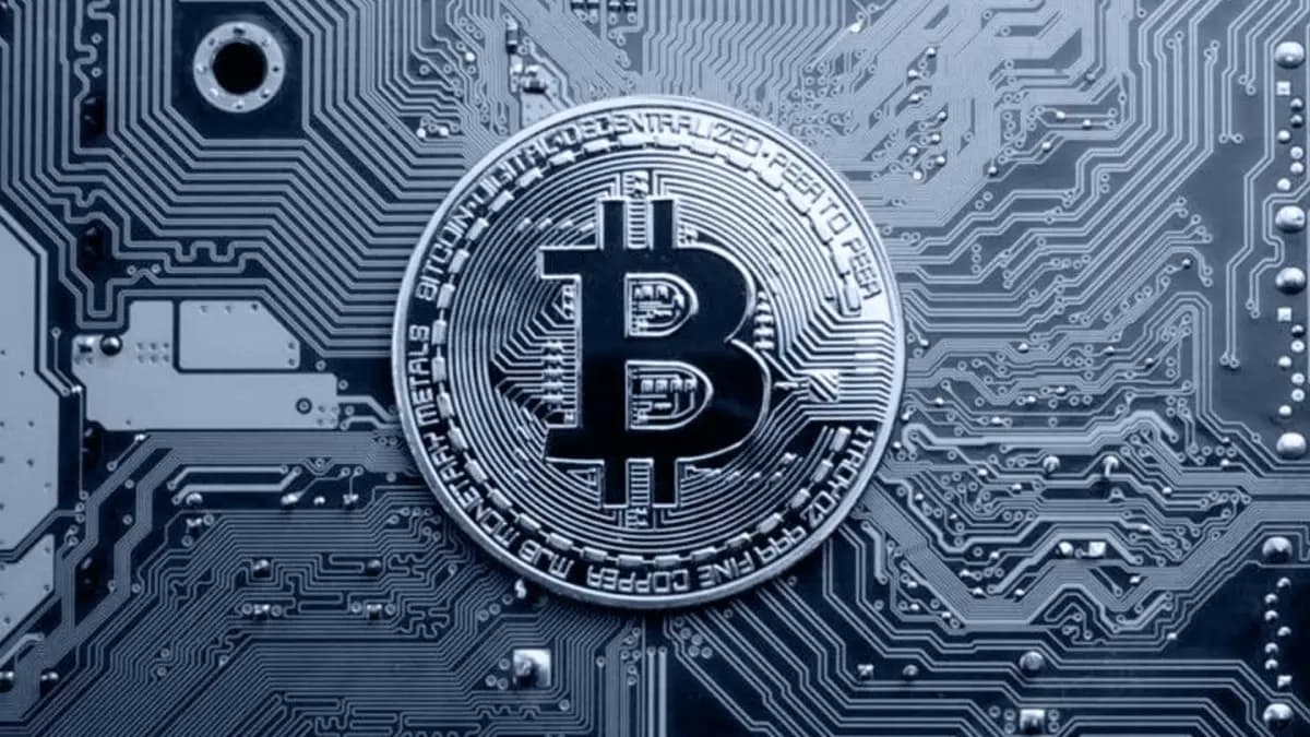 Investing only two rupees on Bitcoin in 2009 could make you crorepati in 2025