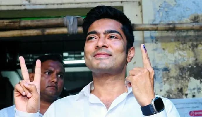 abhisek wins diamond harbour in record margin
