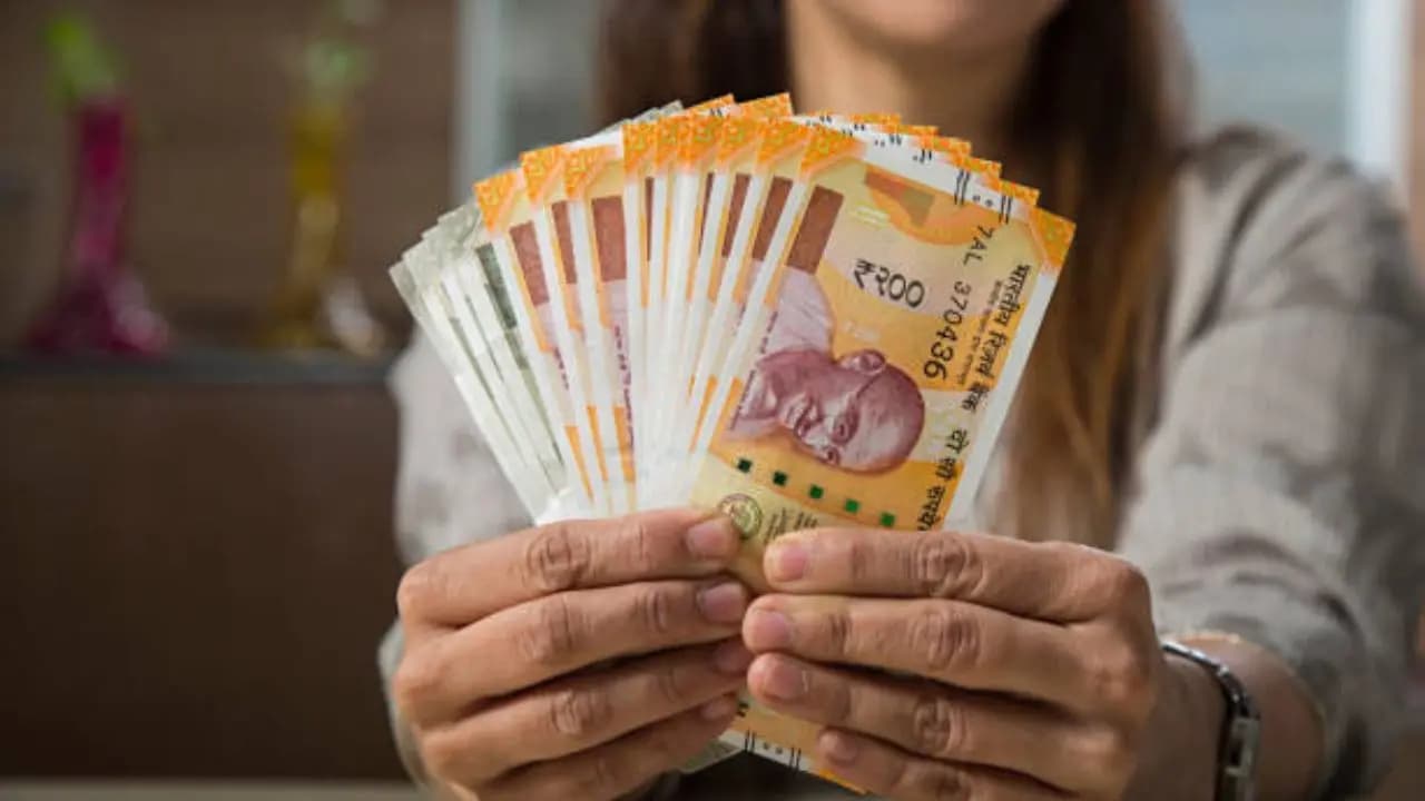 these tips to save money before puja expenses