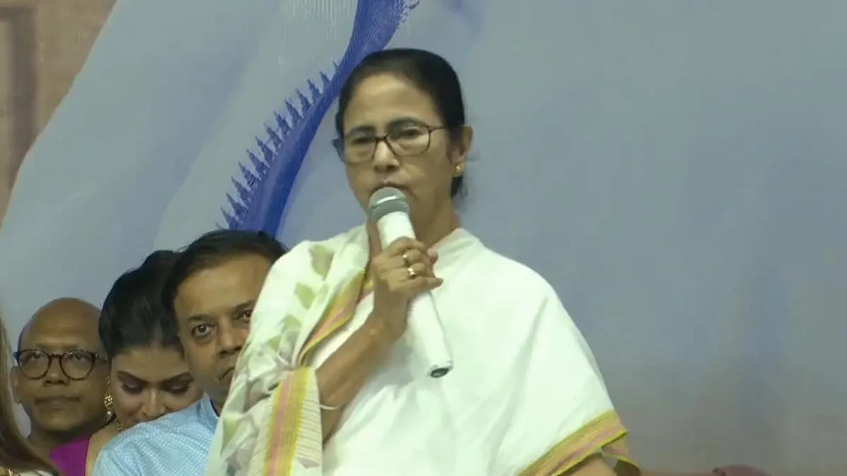 Mamata Banerjee virtually inaugurates chandernagar and Bhadreswar Puja from posta_gnr