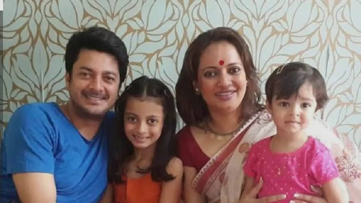 Nilanjana s cryptic post on Jisshu Sengupta and declares herself a single mother