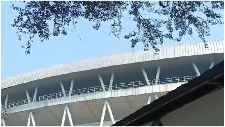 Dead Body found in Eden Gardens