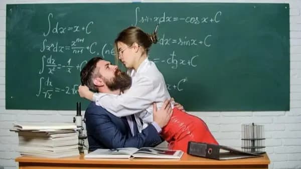 Student Was In Love With Teacher Then Sets Her On Fire In Madhya Pradesh