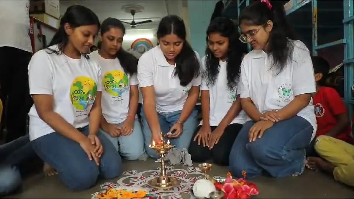 Underprivileged Children Celebrate North Indian Festival in the City gnr